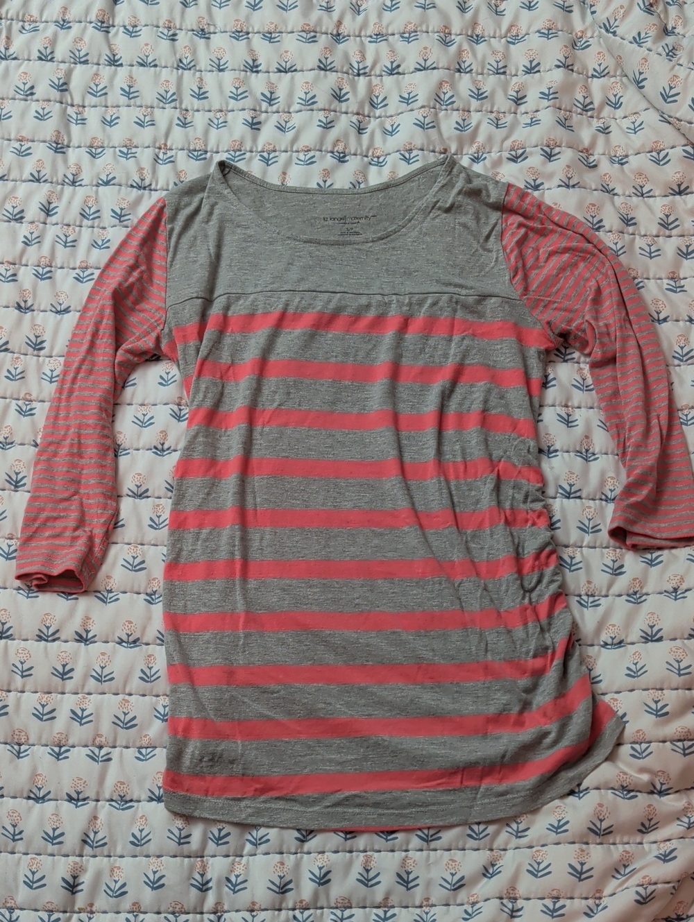Liz Lange Maternity Heather Gray & Coral Scoop Neck Top